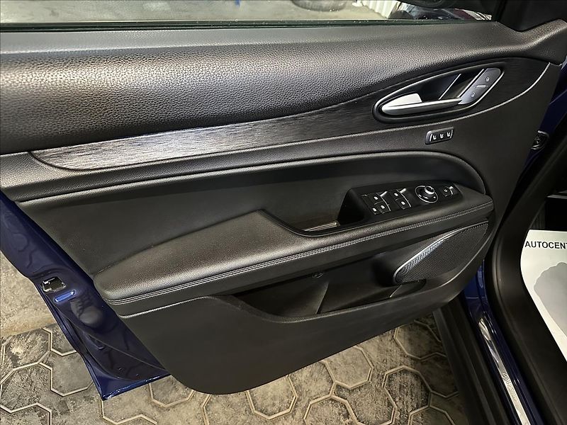 Alfa Romeo Stelvio 2.2JTDM 154kW Q4 SUPER 2XKOLA - fotka 13 z 40
