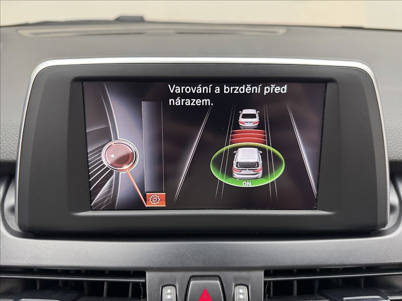 BMW Řada 2 1,5 218i LONG ROZVODY VÝHŘEV - fotka 21 z 43