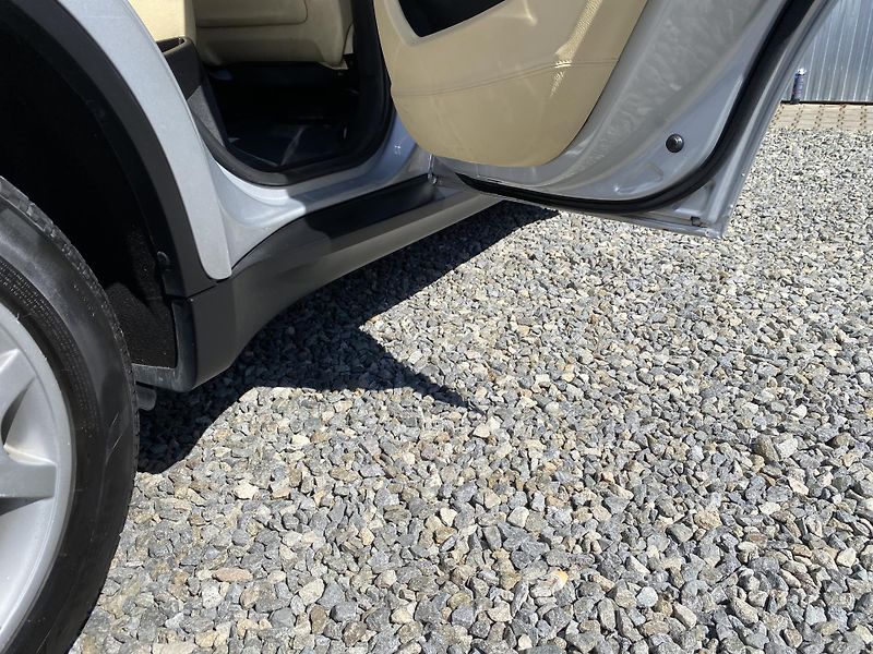 BMW X6 4.0D 4x4 310PS FULL CZ DPH 1A! - fotka 118 z 166