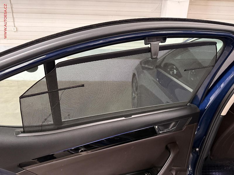 Škoda Superb (2015) 2.0 TDi 4x4, ČR, L&K, DSG - fotka 23 z 23