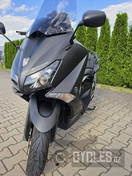 Yamaha T-Max 530 (2013) Black Max - fotka 11 z 20