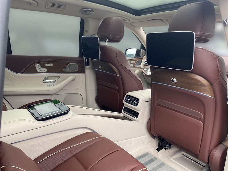 Mercedes-Benz GLS Maybach GLS 600 4M - fotka 20 z 28