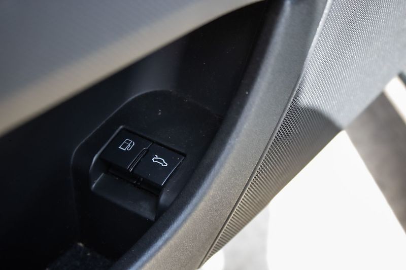 Audi TT S-line - fotka 25 z 39