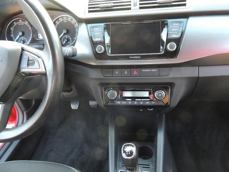 Škoda Fabia (2020) 1.0TSi Combi,70kw,Style,ČR,TZ - fotka 24 z 26