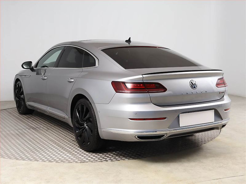Volkswagen Arteon (2019) R-line 2.0 BiTDI 4Motion - fotka 4 z 21