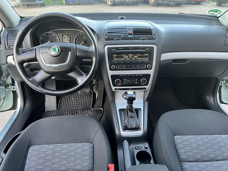Škoda Octavia 1.4TSI 90KW,DSG,TZ,ELEGANCE - fotka 32 z 39