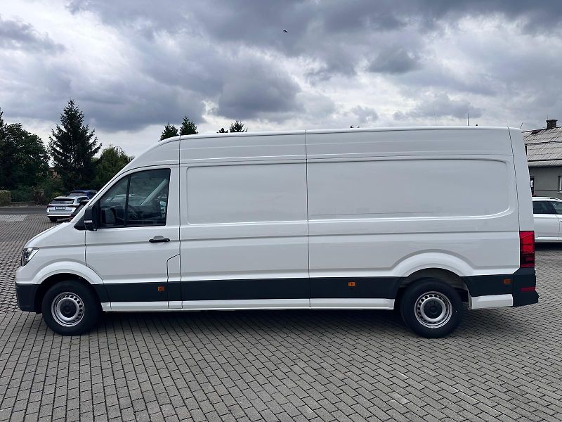 Volkswagen Crafter 2.0 TDI DSG 130kW L3H2 - fotka 6 z 12