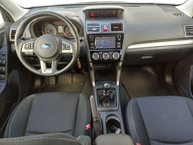 Subaru Forester Active 2,0i 110 kW 6MT 1. maji - fotka 11 z 25