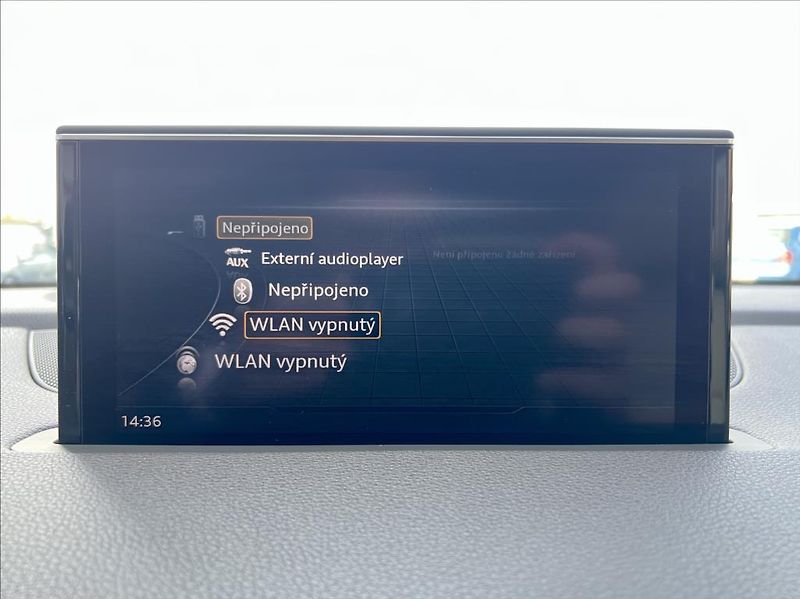 Audi Q7 3,0 TDi  MATRIX  VZDUCH  200kW - fotka 38 z 54