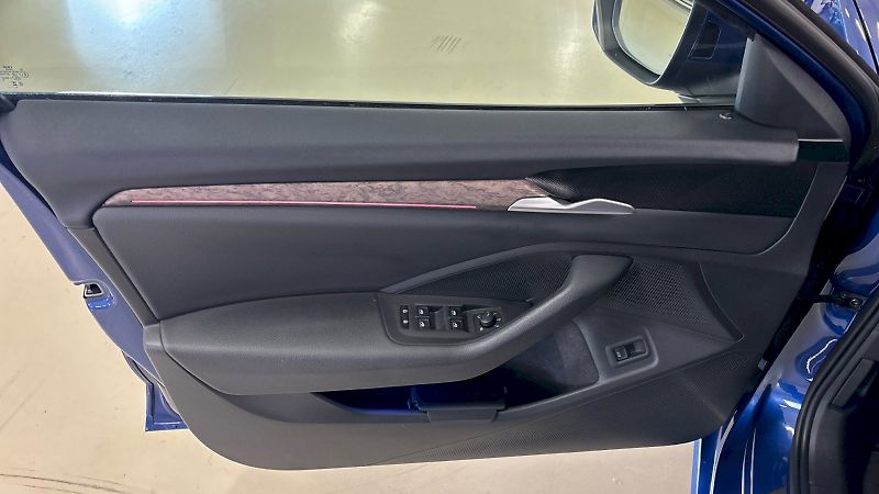 Škoda Superb (2024) Laurin&Klement 2.0 TDI 142kW 4 - fotka 14 z 35