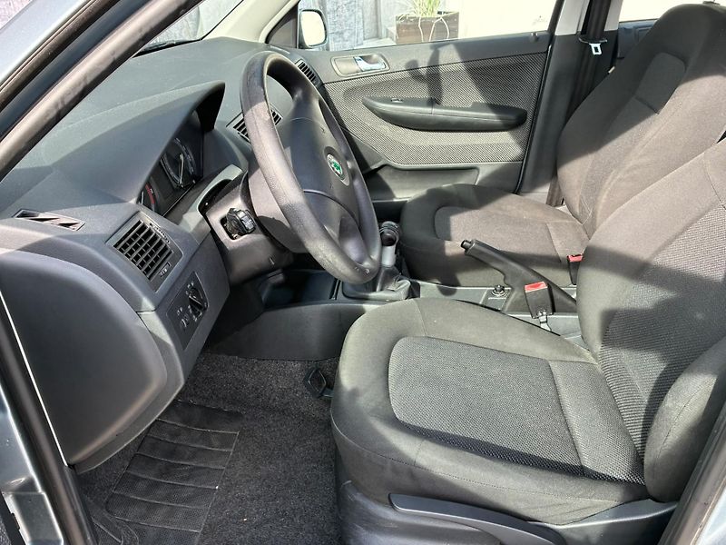 Škoda Fabia (2006) 1.4MPi, 55KW,TEMP., BEZ KOROZE - fotka 19 z 22