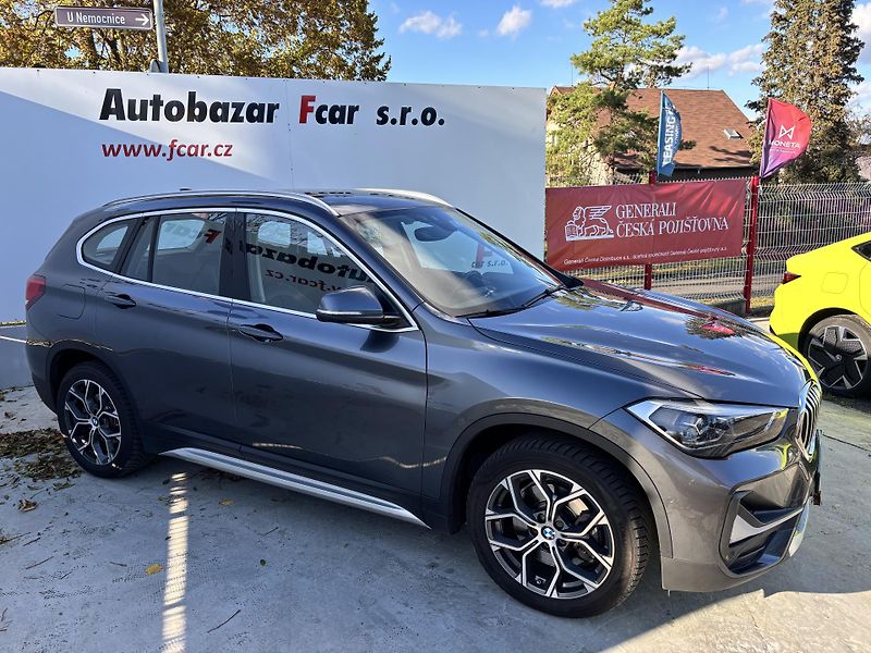 BMW X1 (2022) 2.0D 140kW, X-Drive Alu Kola!  - fotka 4 z 33