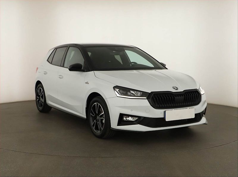 Škoda Fabia (2025) 1.0 TSI, Monte Carlo, FullLed - fotka 1 z 17