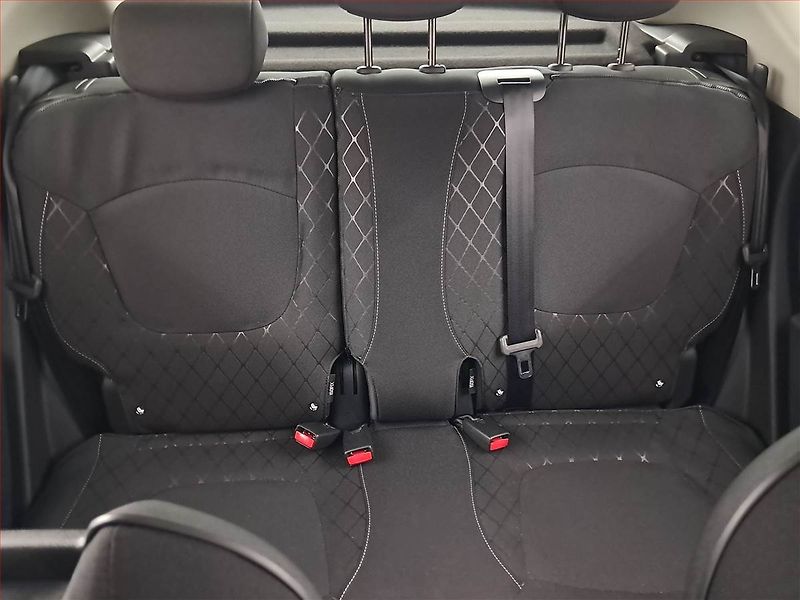 Renault Captur (2016) 1.2 TCe, Automat, ČR,1.maj - fotka 10 z 17
