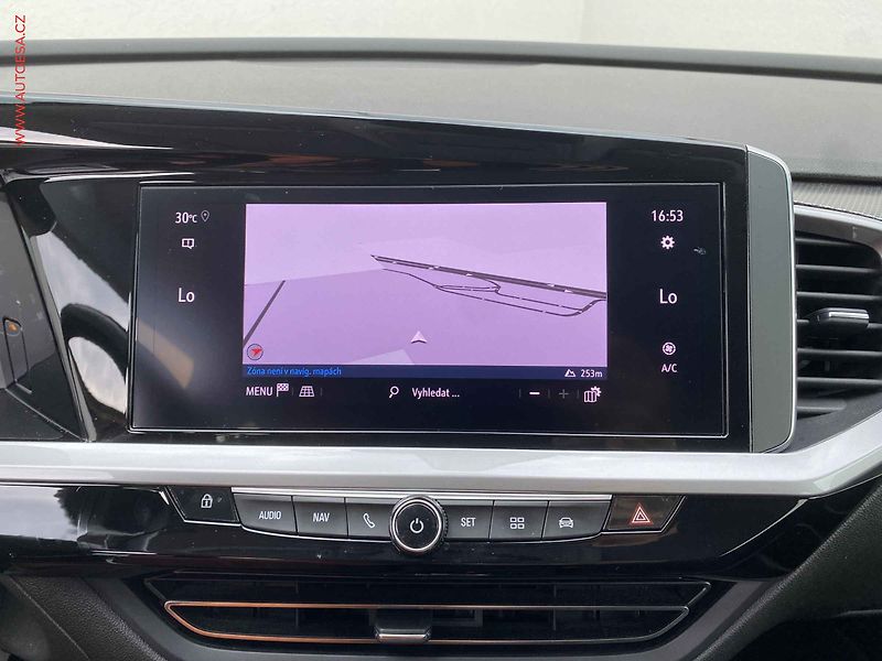 Opel Grandland (2023) 1.5 CTDi, Elegance, AT, +ALU - fotka 18 z 19