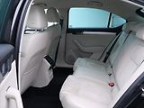 Škoda Superb 2,0 TDI 140kW DSG 4x4 Style CZ - náhled 13