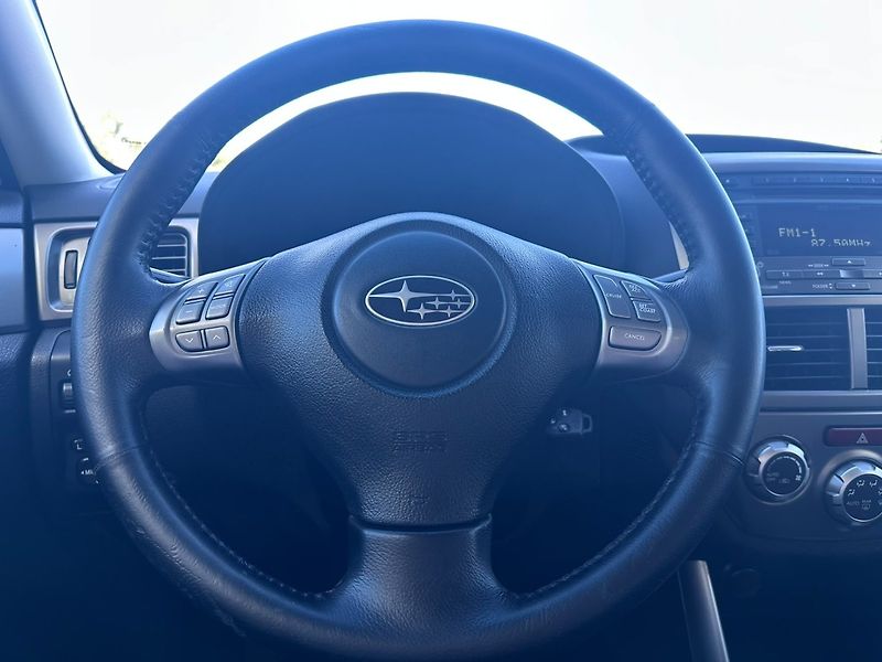Subaru Forester (2008) 2.0 4x4/Tažné/110kW/Výhřev - fotka 20 z 22