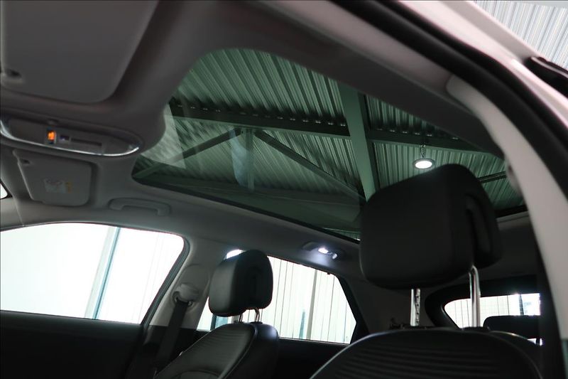 Hyundai Ioniq 5 0,0 Power Style Premium PANORA - fotka 16 z 26