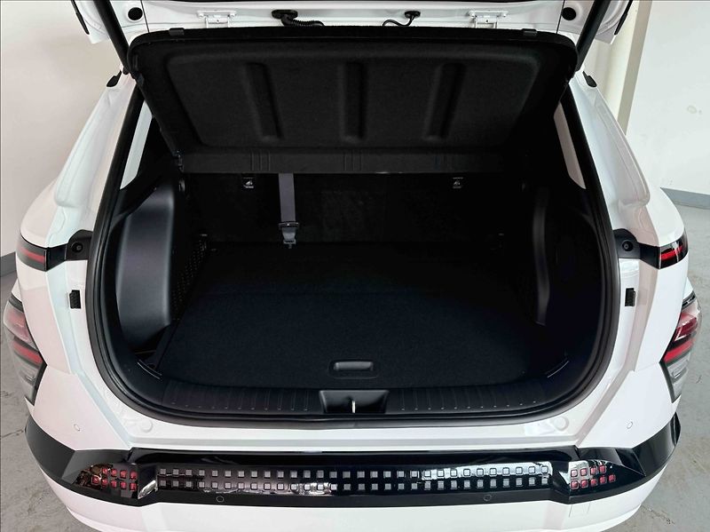 Hyundai Kona 0,0 EV STYLE PREMIUM 160KW - fotka 9 z 19