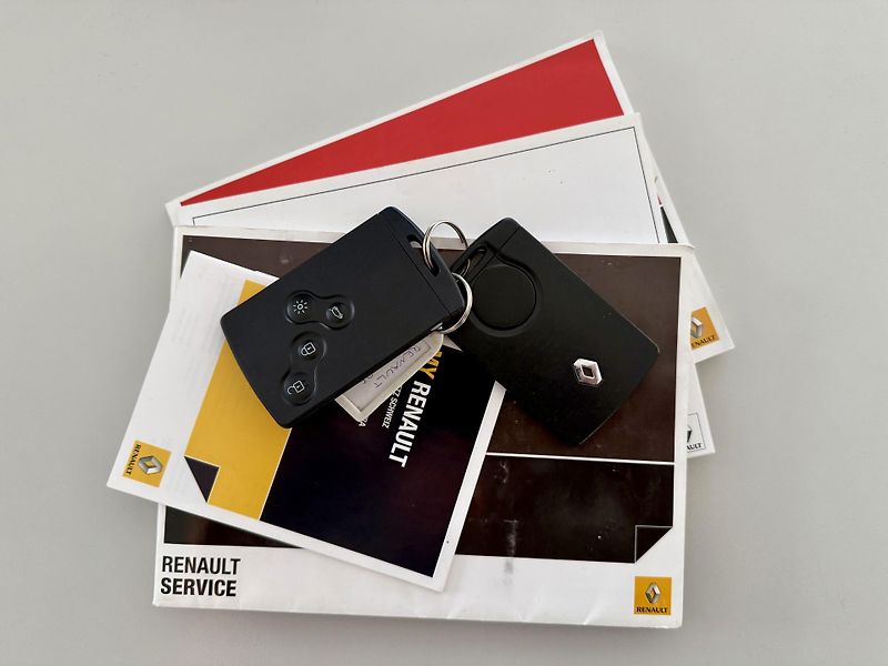 Renault Clio RS 200 GP Automat REZERVACE - fotka 37 z 42