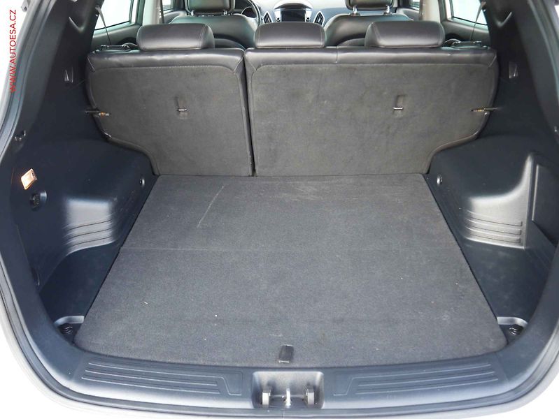Hyundai ix35 (2012) 2.0CRDi 4x4, AC - fotka 7 z 20