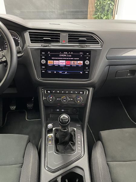 Volkswagen Tiguan 1.5 TSi ALLSPACE 6M ČR 1.MAJ . - fotka 21 z 26