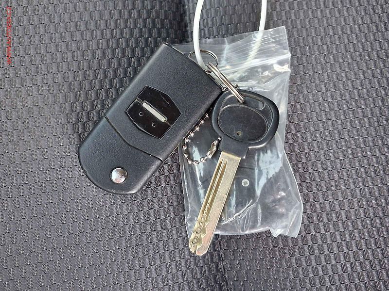 Mazda 5 (2005) 1.8, AC, tažné - fotka 18 z 18