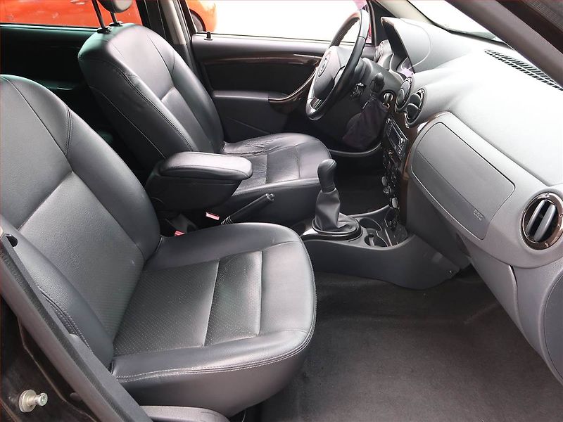 Dacia Duster (2012) 1.6 16V - fotka 9 z 16