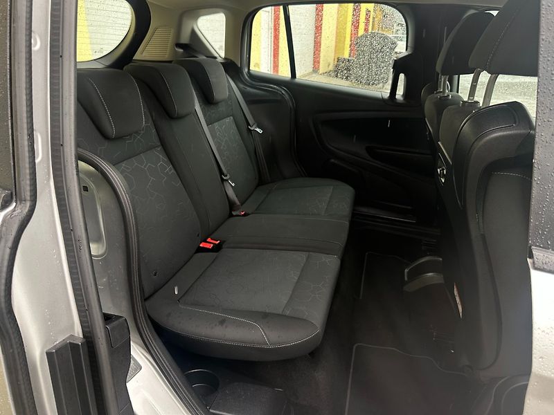 Ford B-MAX (2014) 1.0i 74kW/1MAJ/Serv.Knih/Pěkný - fotka 16 z 27