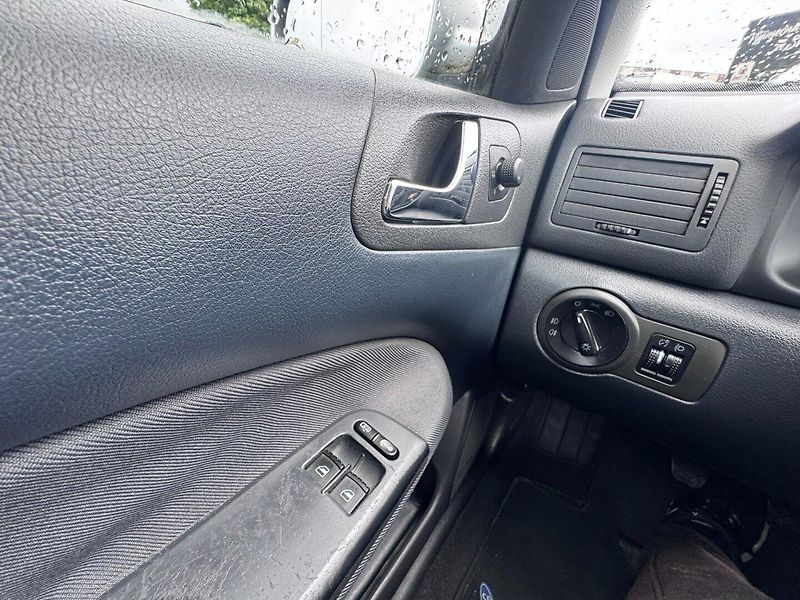 Škoda Octavia (2003) 1,6 SR 75 KW 2 MAJ STK KM - fotka 27 z 42