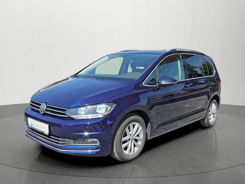 Volkswagen Touran 1.5TSI DSG Highline 7 míst TZ - fotka 1 z 37