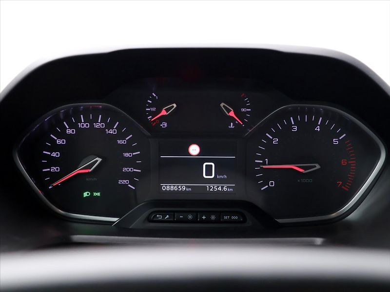 Peugeot Rifter 1,5 HDi 96kW Allure Aut.klima - fotka 19 z 32