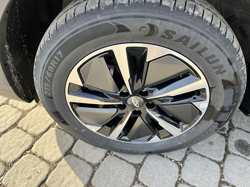 Chery Tiggo 4 HEV (2026) 1,5 HEV UNIQUE AKCE!  - fotka 9 z 29