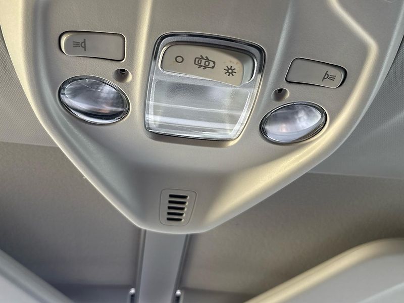 Citroën Grand C4 SpaceTourer (2019) 1.2 PureTech 130 MAN6 - fotka 33 z 40