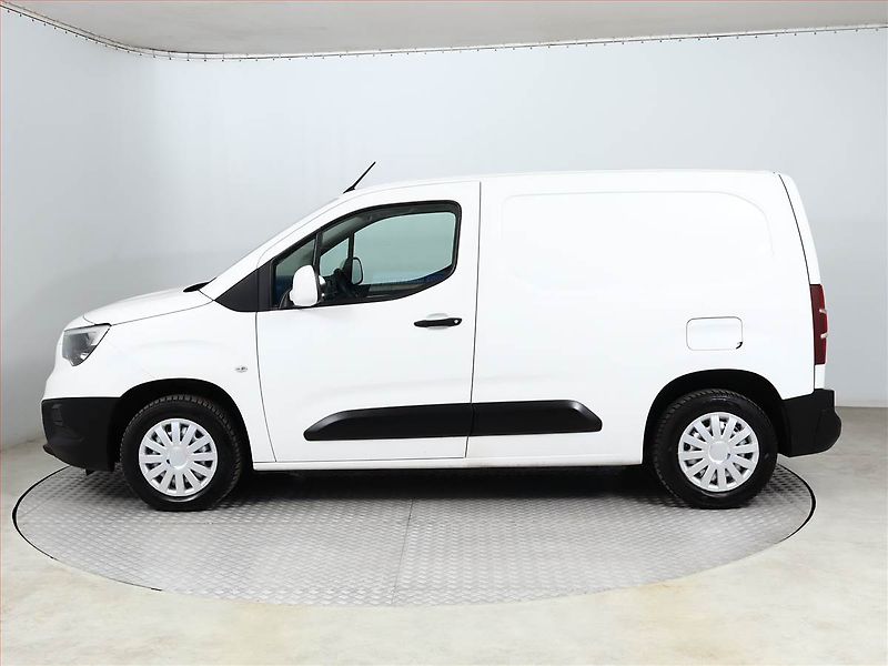 Opel Combo (2020) 1.6 CDTI, ČR, DPH - fotka 3 z 13