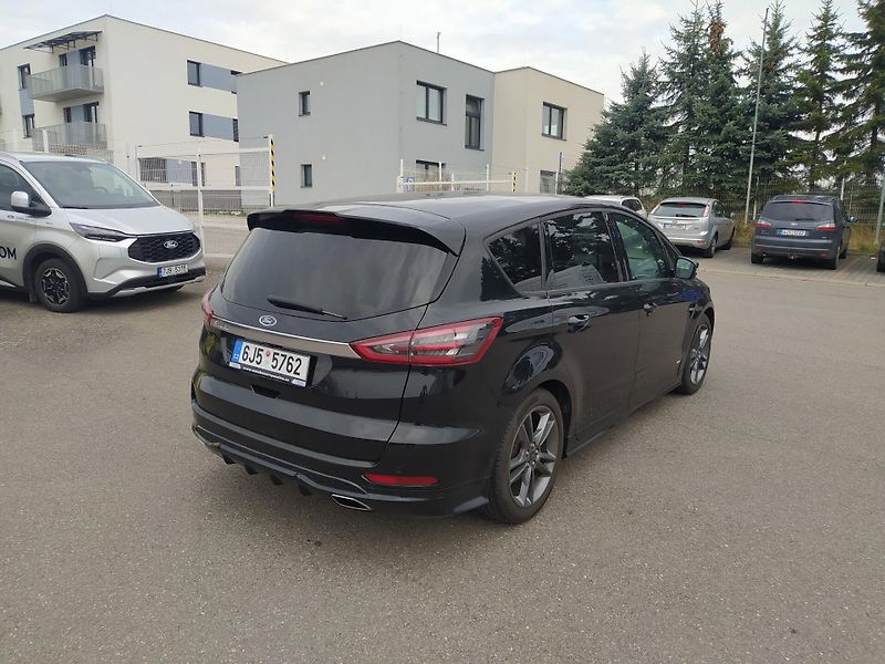 Ford S-MAX (2019) 2.0 EcoBlue 140kW ST-line - fotka 5 z 22