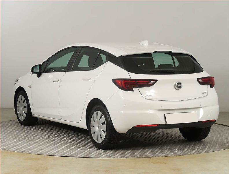 Opel Astra (2017) Enjoy 1.6 CDTI, Serv.kniha - fotka 4 z 15