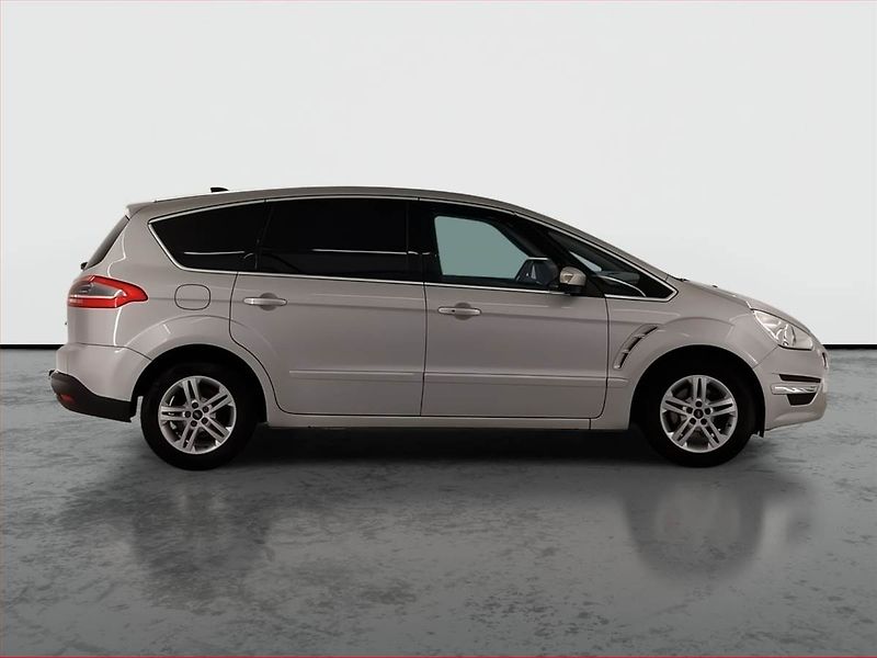 Ford S-MAX (2014) 1.6 TDCi, Navi, Tempomat - fotka 6 z 19