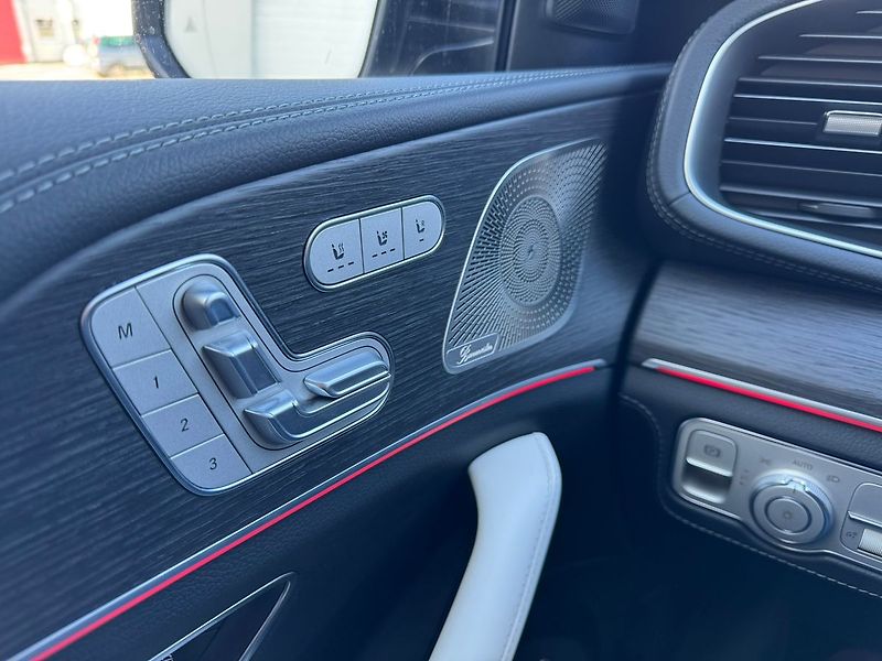 Mercedes-Benz GLE 400d 243kW 4M Vzduch AMG Tažné - fotka 9 z 17
