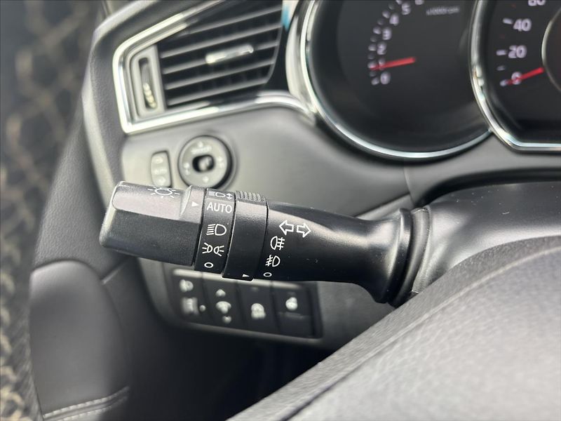 Kia Ceed 1,0 TGDi GT Line NAVI KAMERA - fotka 27 z 38