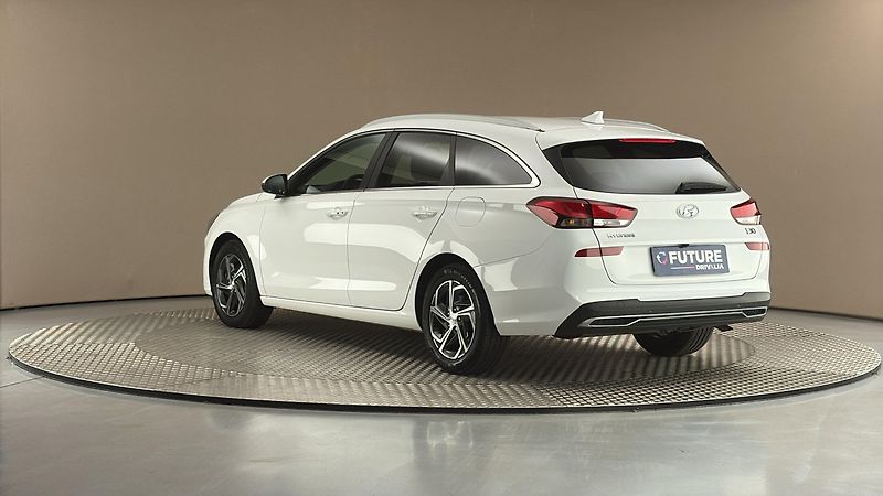 Hyundai i30 1.0 T-GDI Smart Kombi - fotka 2 z 26