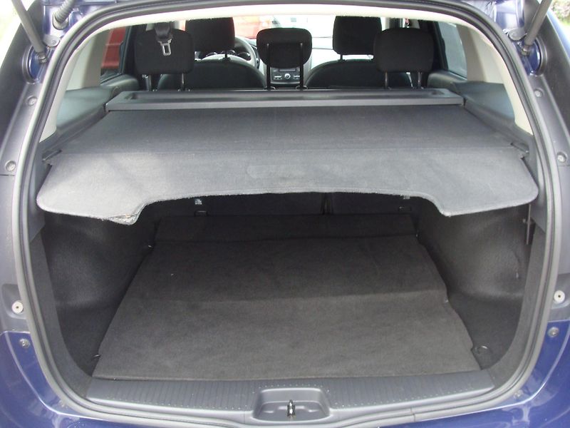 Dacia Logan 1.2i, klima - fotka 19 z 22