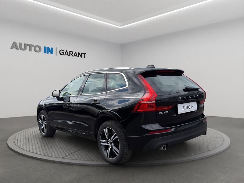 Volvo XC60 (2020) Momentum Pro B4 4x4 1.majitel - fotka 4 z 30