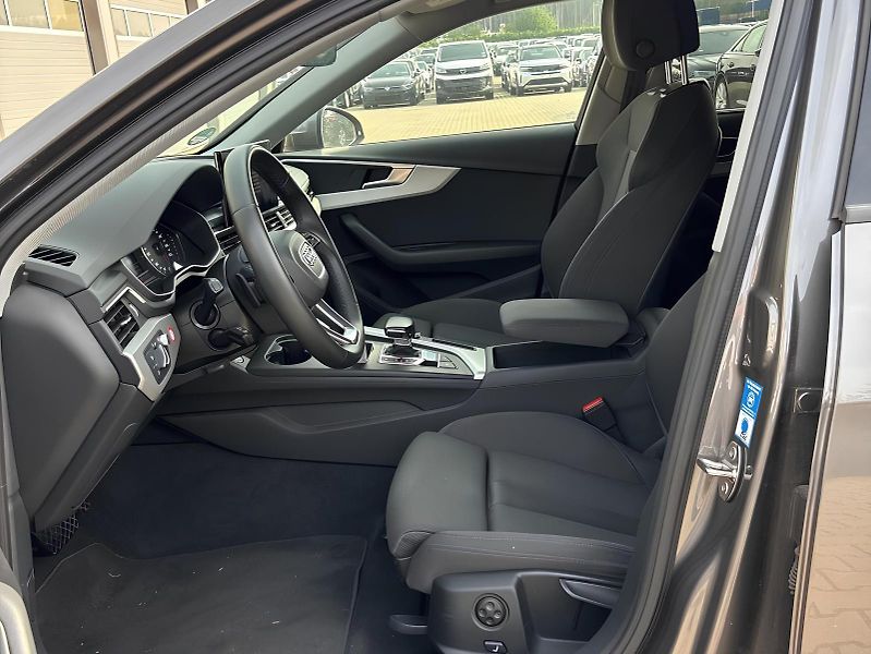 Audi A4 40TDI 150kW Sport 1.Maj DPH - fotka 3 z 5