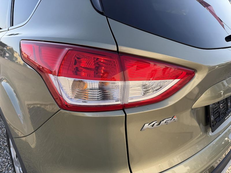 Ford Kuga 1,5 EcoBoost / 110kW  - fotka 45 z 50