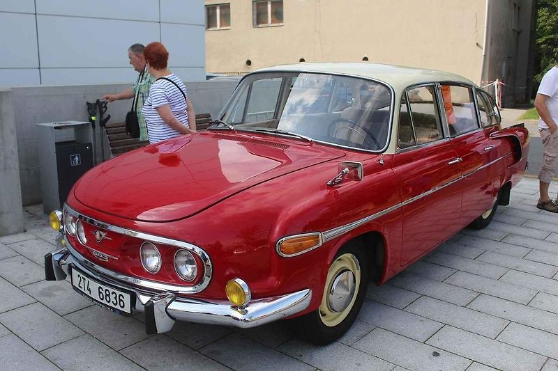 Tatra 603 - první verze