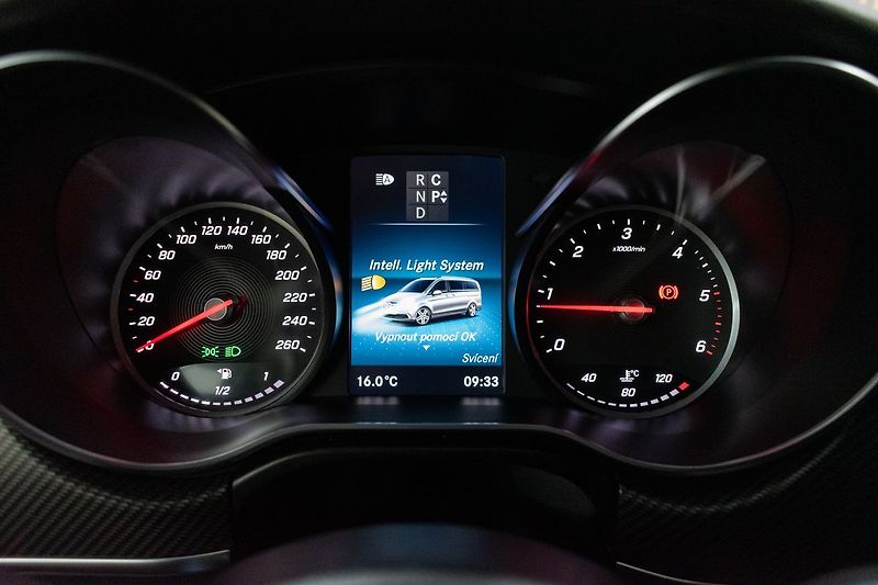 Mercedes-Benz Třídy V V 300d LONG*4MATIC*AMG*TAŽNÉ* - fotka 24 z 43