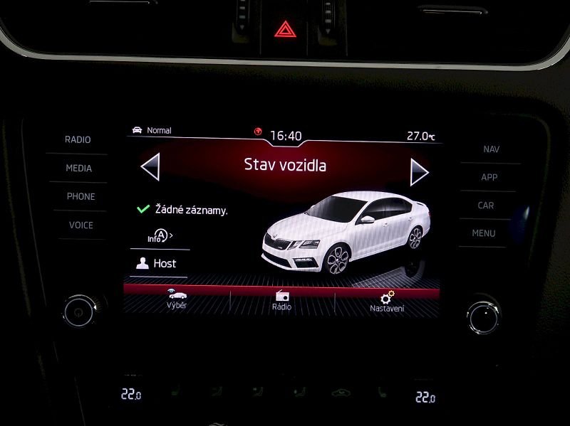 Škoda Octavia (2019) RS 2.0TSI 180KW DSG NAVI - fotka 26 z 39