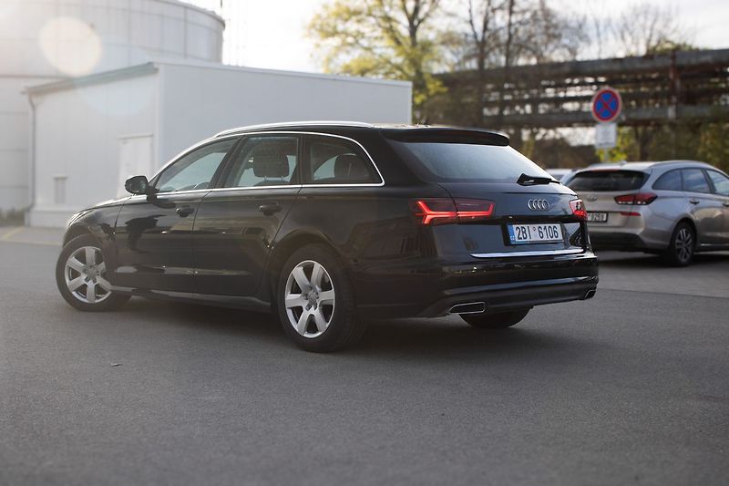 Audi A6 Pravidelný servis, 2 sada kol - fotka 7 z 44