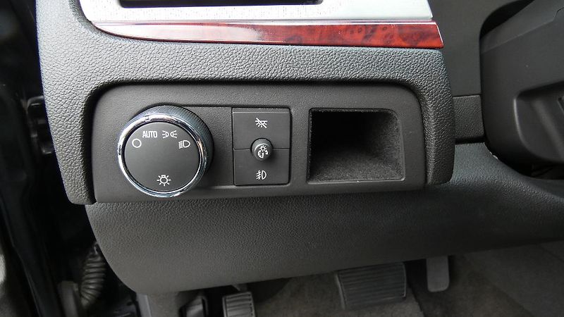 Cadillac Escalade 6,2 V8 301kW - fotka 10 z 23